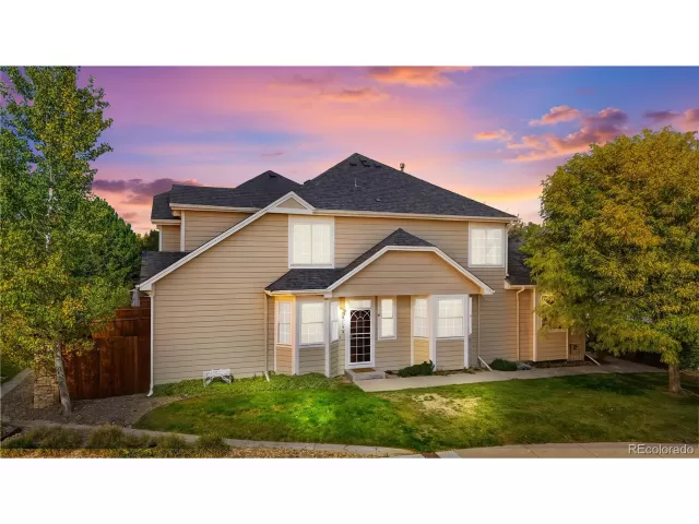 MLS: 4043347 Condo For Sale