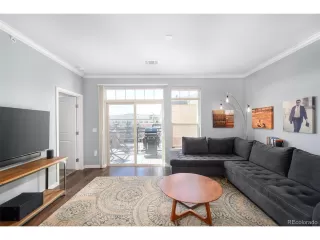 Photo #6: 4043710 Listing