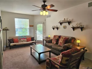 Photo #4: 4044582 Listing