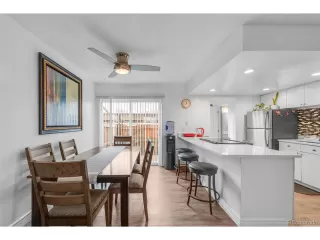 Photo #4: 4045032 Listing 