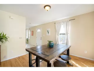 Photo #4: 4045602 Listing 