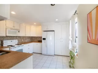 Photo #6: 4045602 Listing 