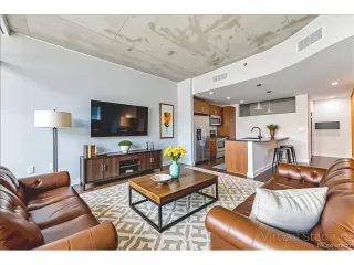 Photo #2: 4047101 Listing 