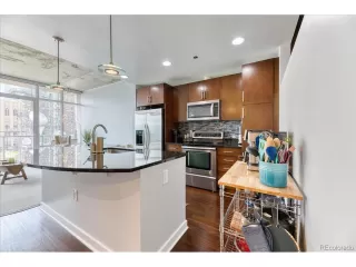 Photo #5: 4047101 Listing 