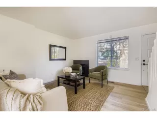 Photo #6: 4047789 Listing 