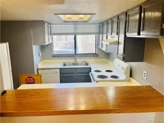 Photo #2: 4047935 Listing 