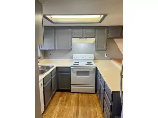 Photo #3: 4047935 Listing 