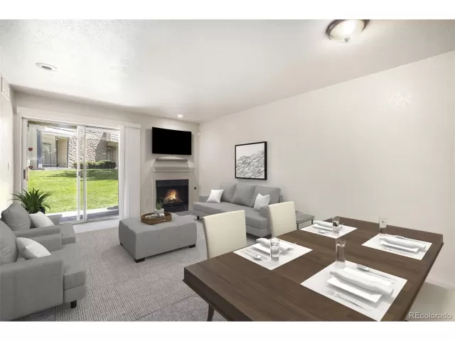 MLS: 4047941 Condo For Sale