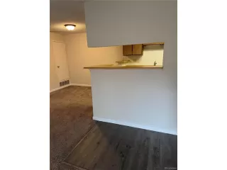 Photo #2: 4048225 Listing 