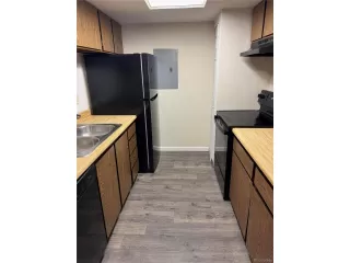 Photo #3: 4048225 Listing 