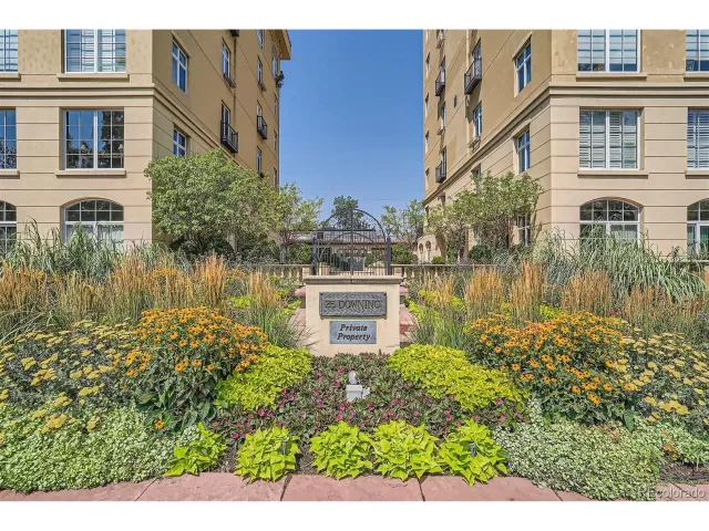 MLS: 4050834 Condo For Sale