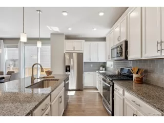 Photo #3: 4051190 Listing