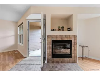 Photo #4: 4051770 Listing 