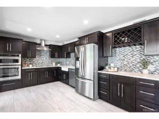 Photo #6: 4054118 Listing