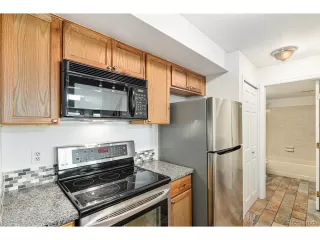Photo #2: 4056650 Listing 
