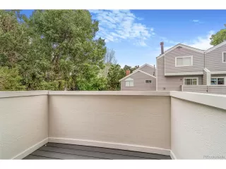 Photo #5: 4058263 Listing