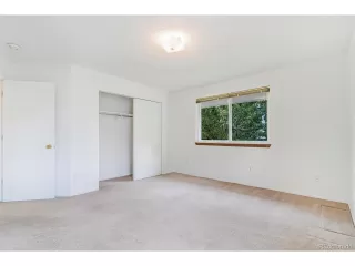 Photo #6: 4058263 Listing