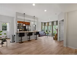 Photo #3: 4060607 Listing