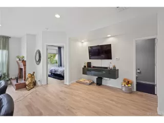 Photo #6: 4060607 Listing