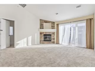 Photo #5: 4061407 Listing 