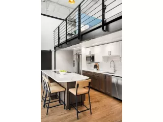 Photo #5: 4061599 Listing 