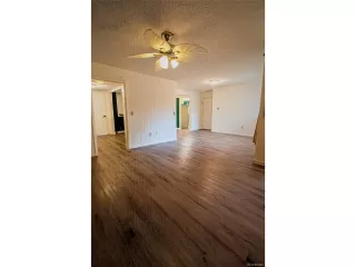 Photo #6: 4061993 Listing