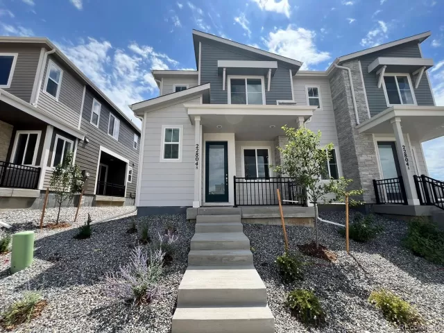 MLS: 4062163 Condo For Sale