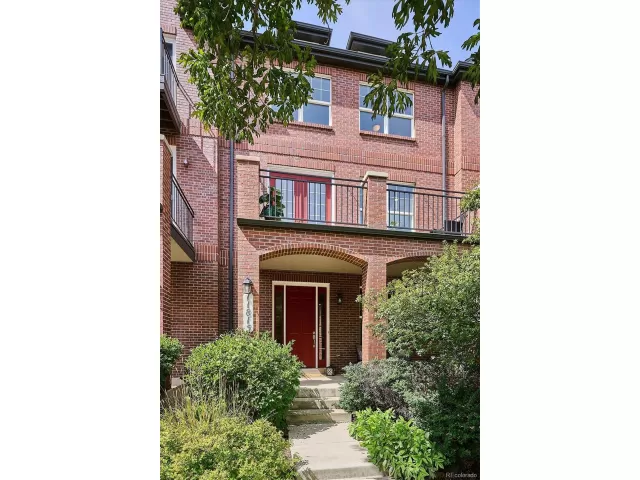 MLS: 4062179 Condo For Sale