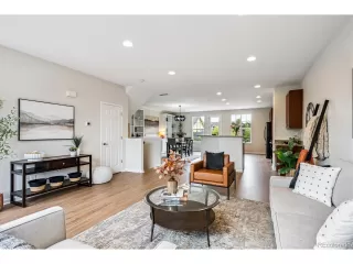 Photo #3: 4062179 Listing