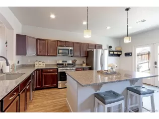 Photo #6: 4064888 Listing 