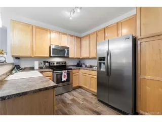 Photo #6: 4065114 Listing