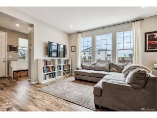 Photo #6: 4065570 Listing