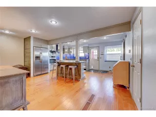 Photo #5: 4070992 Listing 