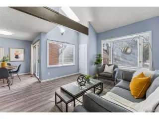 Photo #4: 4071611 Listing 