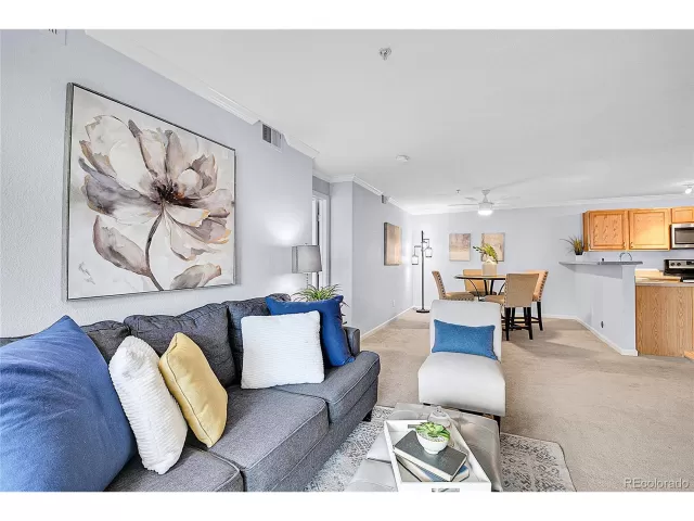 MLS: 4071659 Condo For Sale