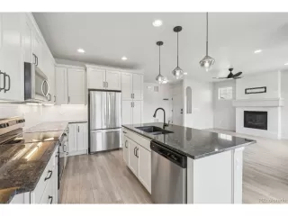 Photo #3: 4071799 Listing