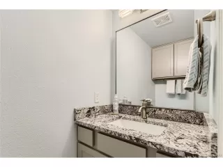 Photo #6: 4075398 Listing 