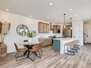 Photo #5: 4075497 Listing 