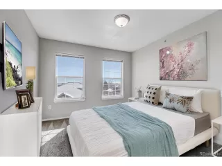 Photo #5: 4075553 Listing