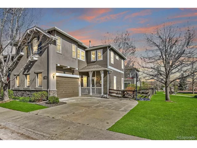 MLS: 4076163 Condo For Sale