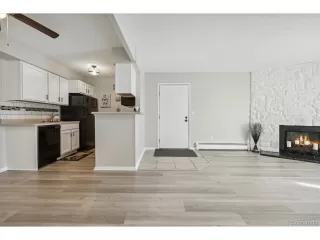 Photo #3: 4078601 Listing