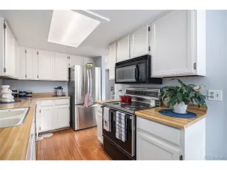 Photo #4: 4081540 Listing