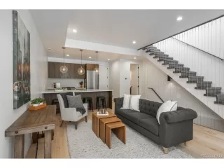 Photo #5: 4082146 Listing