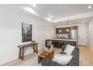 Photo #6: 4082146 Listing