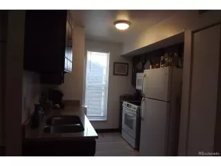 Photo #5: 4083616 Listing