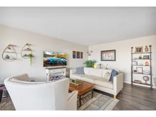 Photo #4: 4087771 Listing 