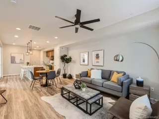 Photo #5: 4090632 Listing 