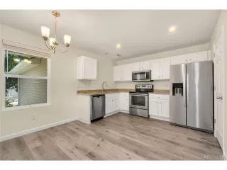 Photo #3: 4090782 Listing