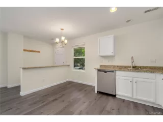 Photo #6: 4090782 Listing