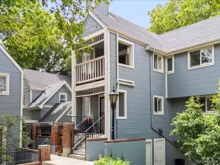 Photo #5: 4096401 Listing 